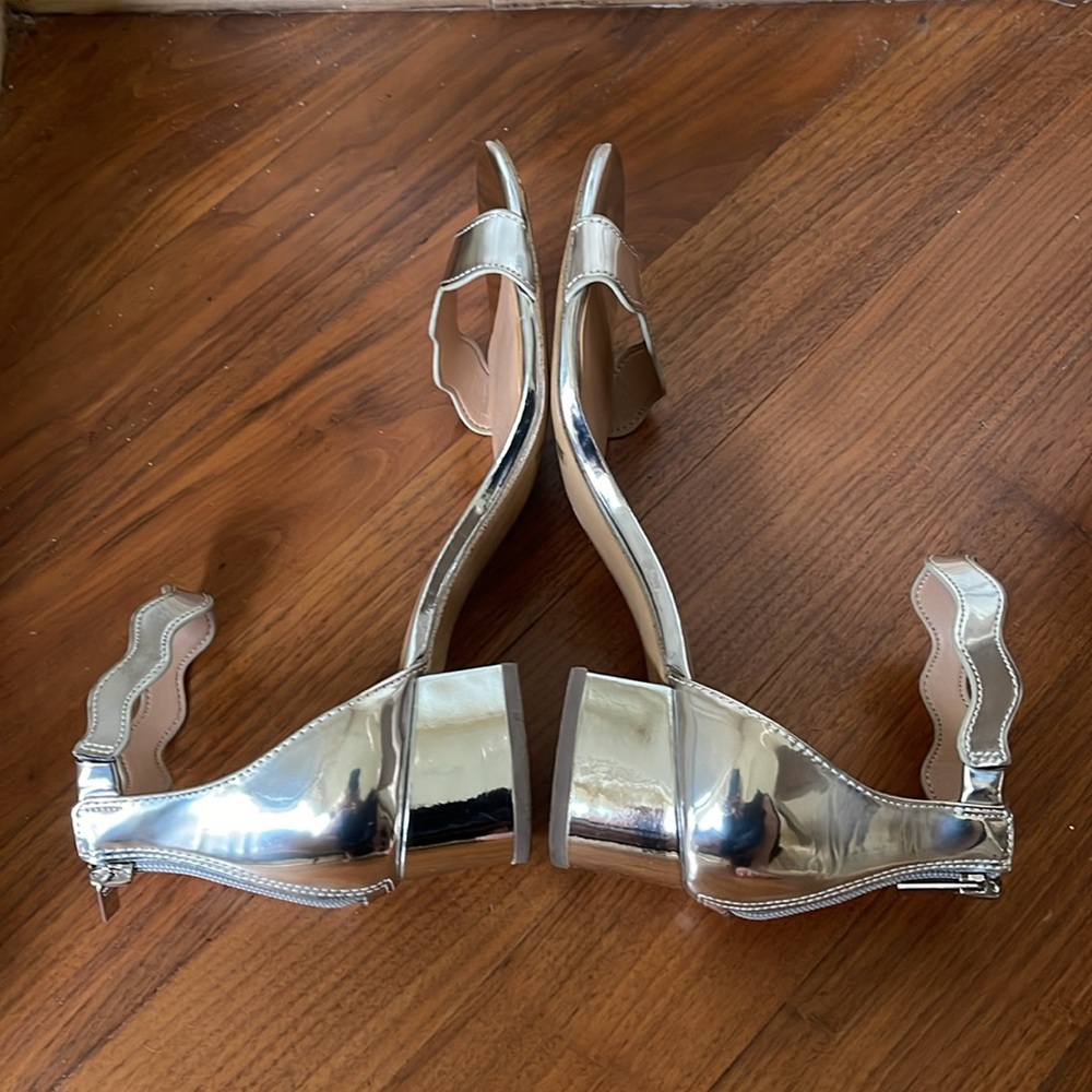 INC Silver Hadwin Stretch Gore Scalloped Ankle Strap Sandal - Picture 4 of 5